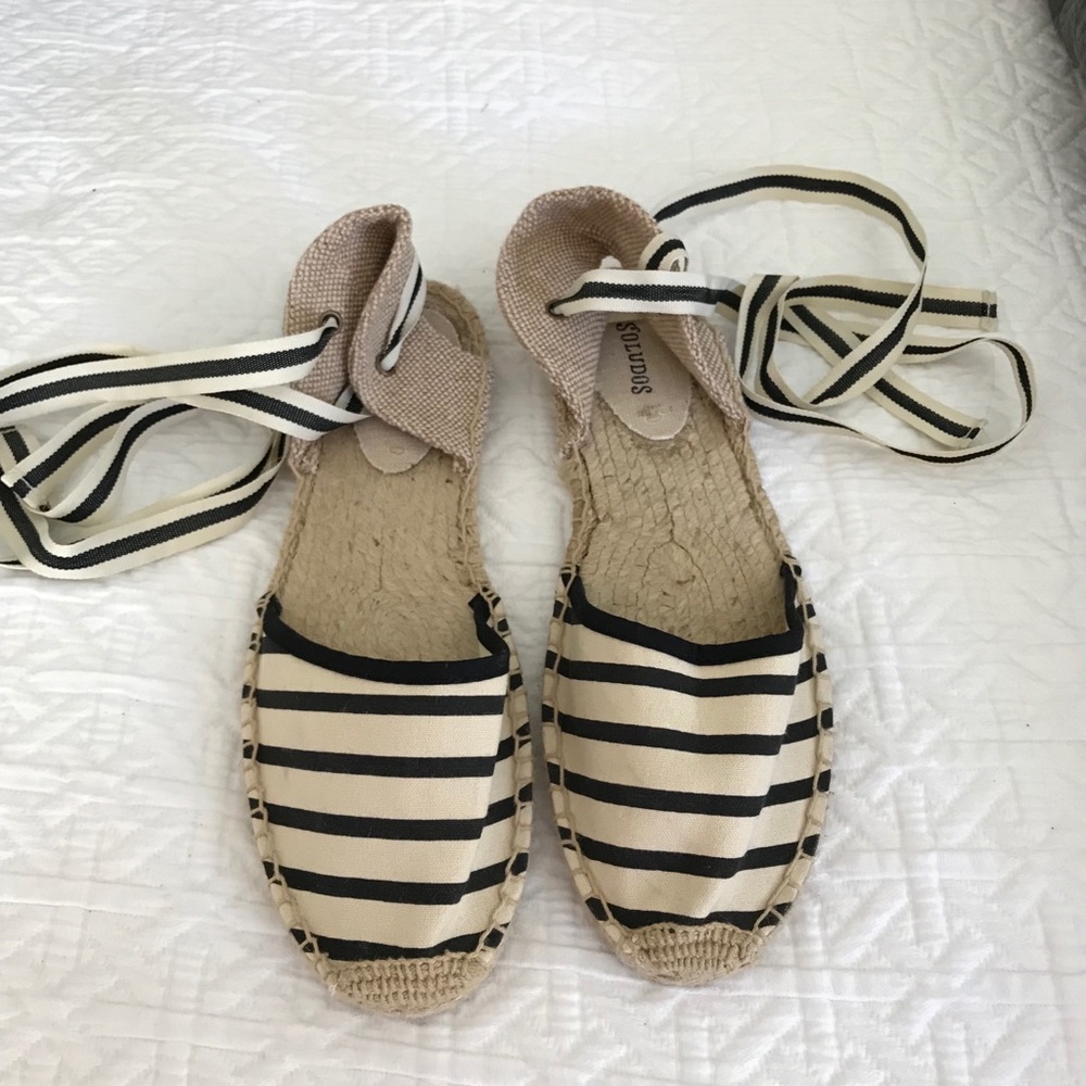 SOLUDOS CLASSIC STRIPED LACE-UP ESPADRILLES - 10